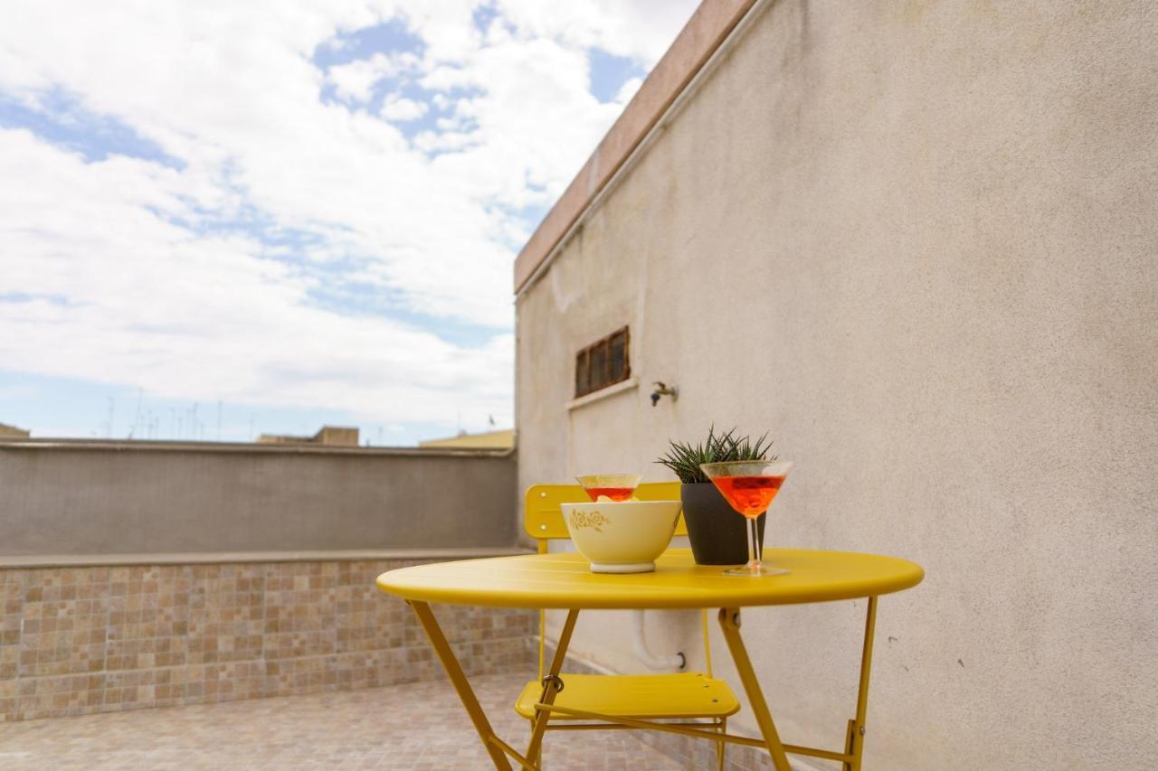 Siracusa Comfy & Central Apartment With Terrace Syracuse Eksteriør billede